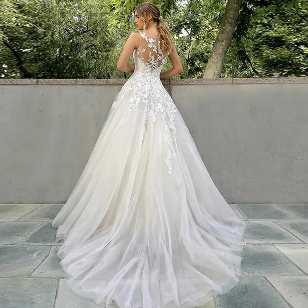 Elegante vestido de novia blanco Simple sin mangas con hombros descubiertos, estilo princesa esponjoso, Aplique de encaje romántico, novia hecha a medida