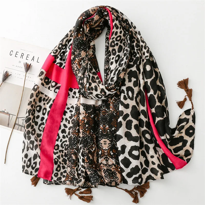 2025 Autumn Women Scarf Cotton Leopard Print Shawl Tassel Summer Sun Protection Muslim Hijab Viscose Wrap Headscarf 90*180cm