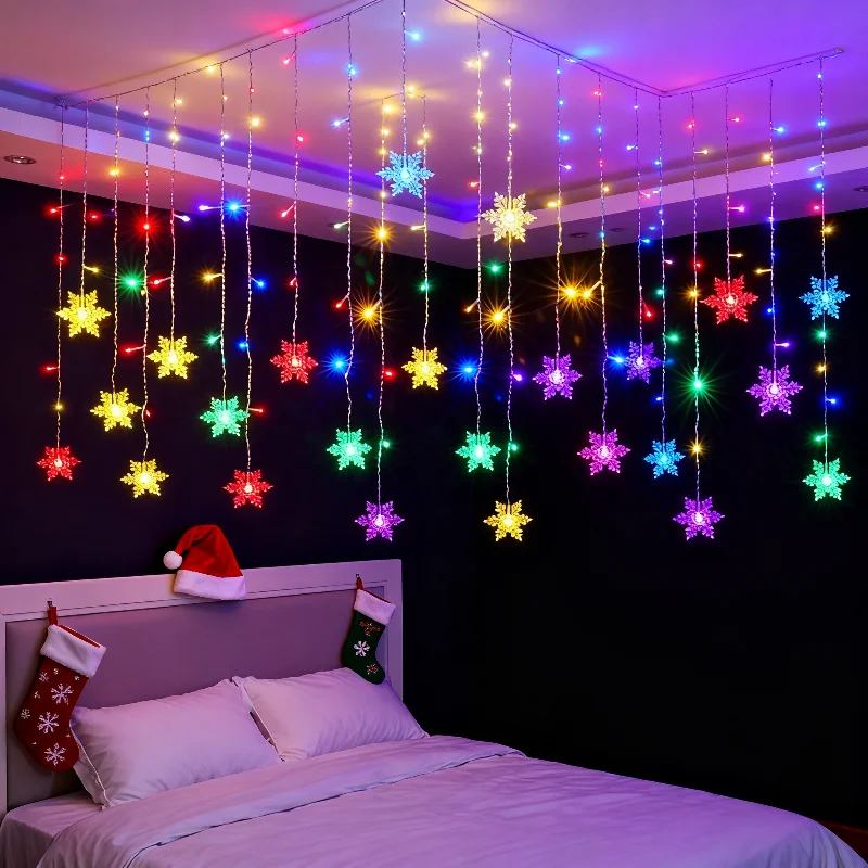 سلسلة إضاءة لتزيين فناء شجرة عيد الميلاد LED، أضواء جو الحفلات الاحتفالية للإبداع، أشكال نجمة مخروطية الثلج على شكل ندفة الثلج