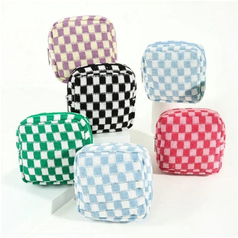 Knitted Checkerboard Coin Purse Women Cosmetic Bags Makeup Bag Women Girl Sanitary Napkin Tampon Bag Small Wallet Coin Pouch