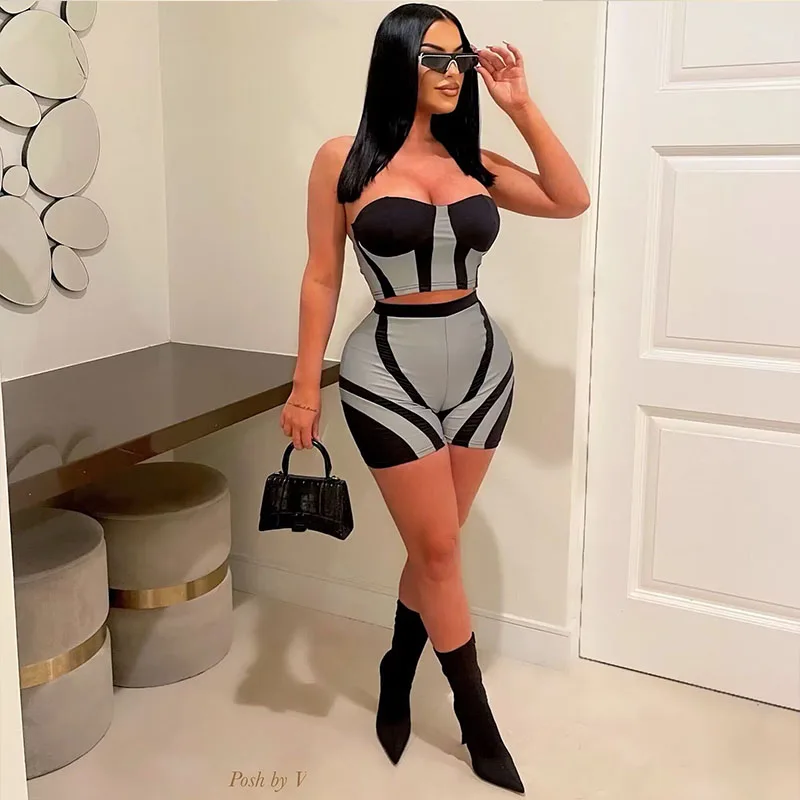 

Summer Striped Print 2 Piece Sets Women Sporty Fitness Outfit 2023 Sleeveless Strspless Crop Top and Shorts Sets Conjunto Mujer