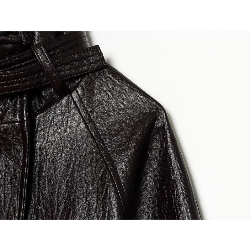 2026 Winter Neue Damen Rollkragen PU-Lederjacke Locker Geschnitten mit Gürtel Warme Schicke Streetwear Damen Reise-Oberbekleidung Jacke – Detail 6