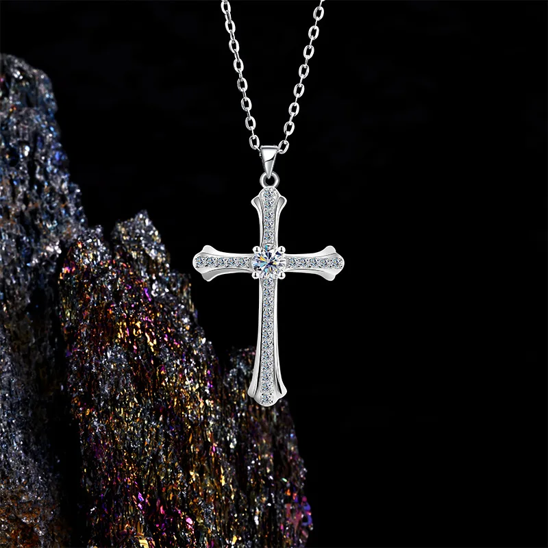 

S925 sterling silver cross pendant necklace, moissanite collarbone chain, Christmas Valentine's Day jewelry gift