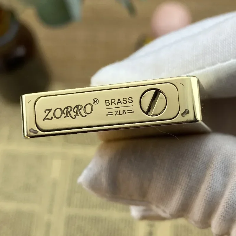 Zorro Kerosene Brass Lighter Ultra-thin Creative Personalized Engraved Tang Grass Constantine Grinding Wheel Retro Lighter