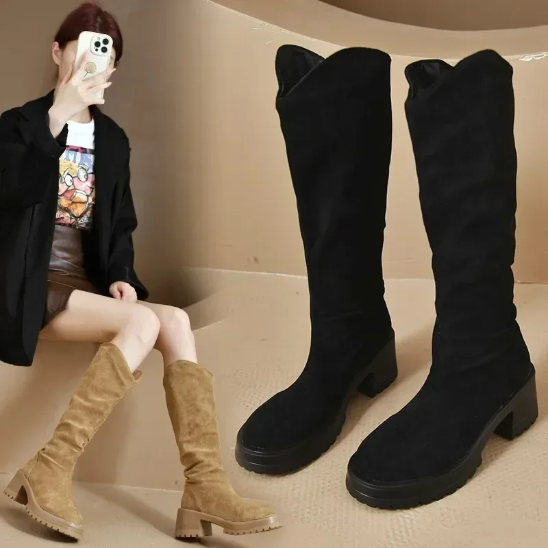 2024 New Winter Designer Chelsea Boots donna tacchi medi al ginocchio scarpe grosse piattaforma Casual gladiatore Goth moto Botas