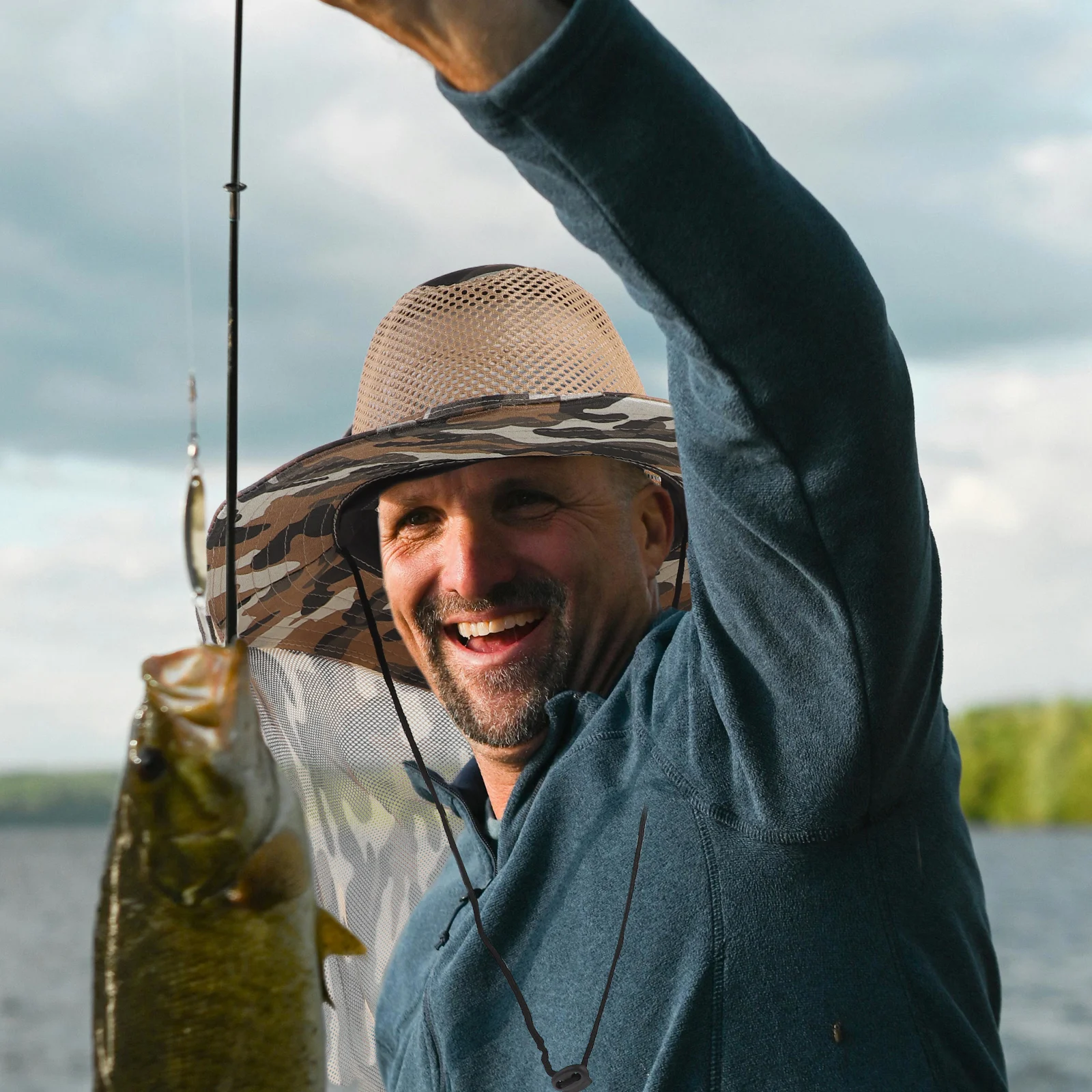 

Green Camouflage Breathable Neck Protection Net Hat Anti-Bite Fishing Outdoor Boonie Hat Lightweight Quick-Dry Stain Resistant