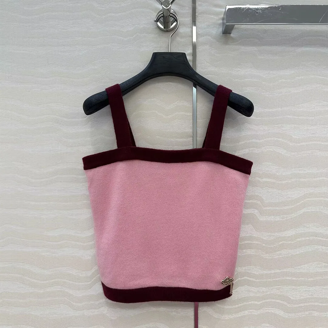 

2025 New Summer Sweet Crop Knitted Camisole Tops Women Contrast Striped Edge Slash Neck Straps Casual Slim Short Tank Tops Tee