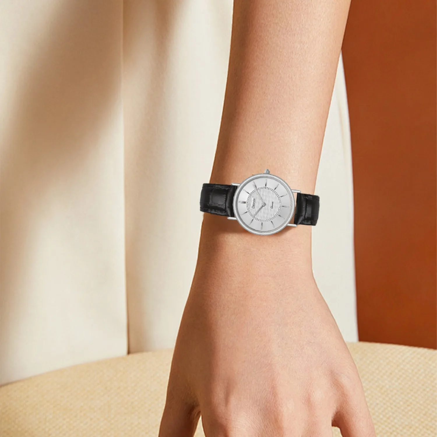 Deesio Imported Quartz Movement Watch Couple Watches Fashionable, Simple and Durable Stainless Steel Waterproof Leather Strap