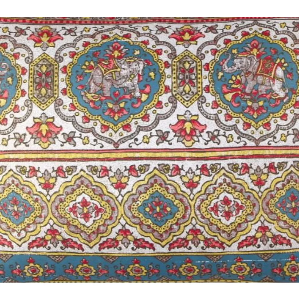 Class Modern 3pc Off White Medallion 100% Polyester Fill Comforter Set, King