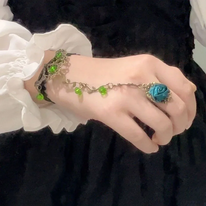 Lolita Gothic Crystal Finger Bracelet for Women Baroque Rose Lace Bracelet with Finger Ring Charm Vampire Hand Jewelry Pulseras