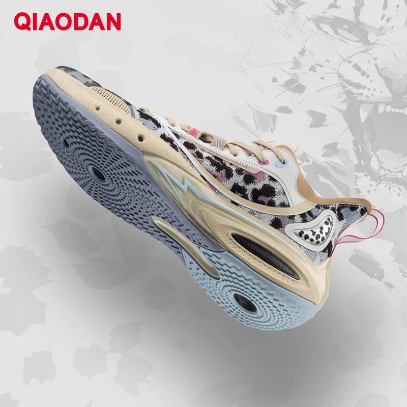 

QIAODAN Fangs PRO 3,0 Профессиональная баскетбольная обувь с низким верхом, износостойкая спортивная обувь, практичные кроссовки XM45230130
