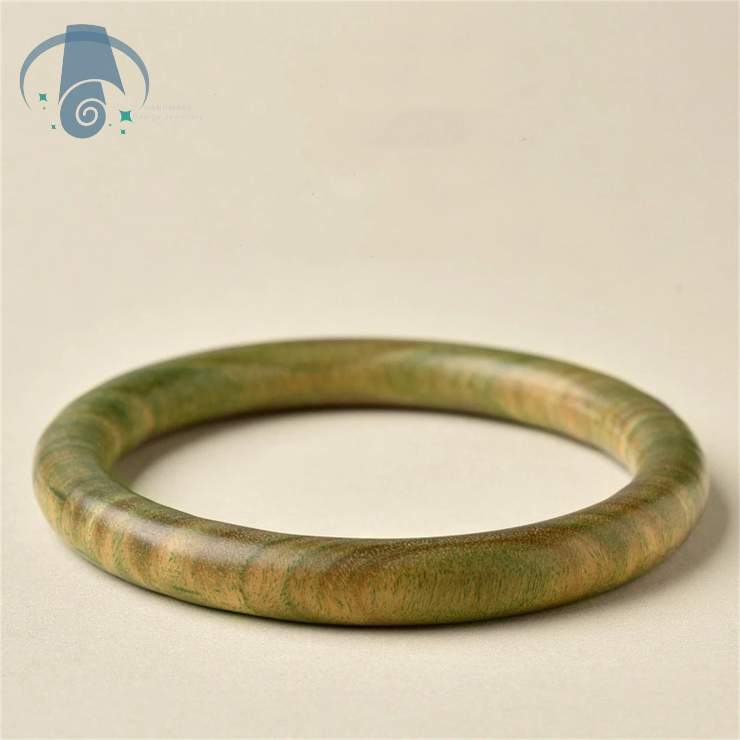 Green Sandalwood Wooden Bangle Ladies Wristband Natural Fragrant Aroma Retro Carved Beads Buddhist Meditation Yoga Jewelry