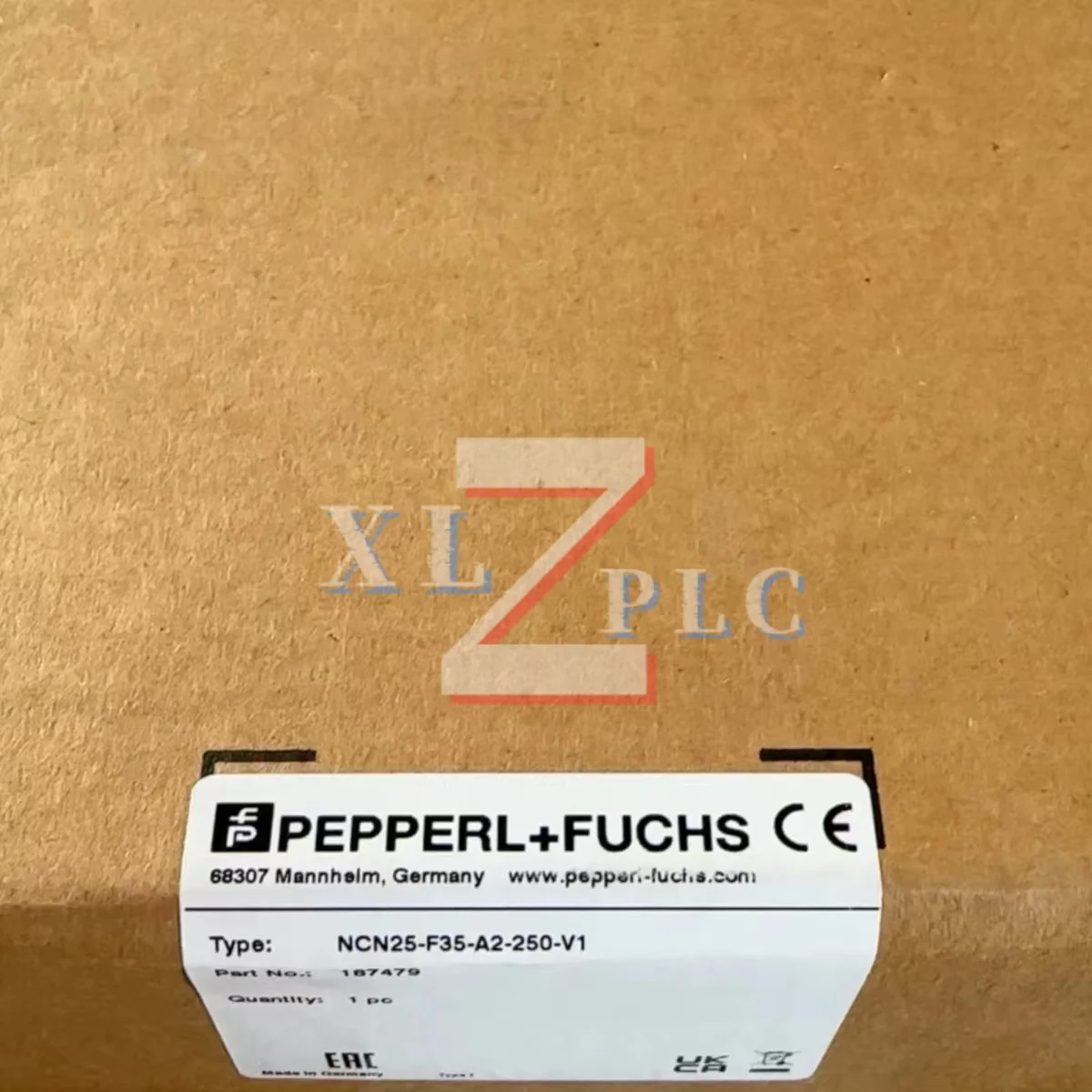 新しい箱入り NCN25-F35-A2-250-V1 NCN8-18GM40-NO-V1 誘導センサー