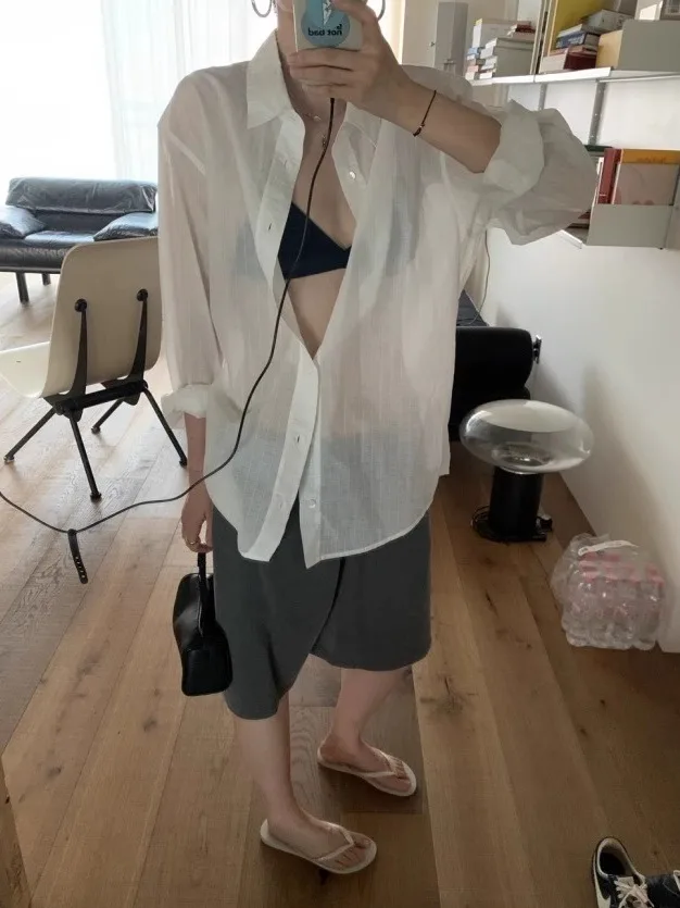 

Laid-back Ceiling 2026 Summer New Flip Collar Striped Sunscreen Long Sleeve Shirt Women Loose Fit Breathable Cotton Casual Top