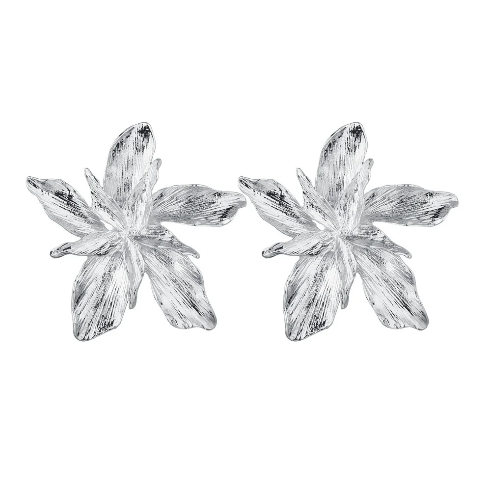 Exaggerated Large Flower Stud Earring Trendy Alloy Gold Color Earrings For Women Fashion Jewelry Party Earrings Gift