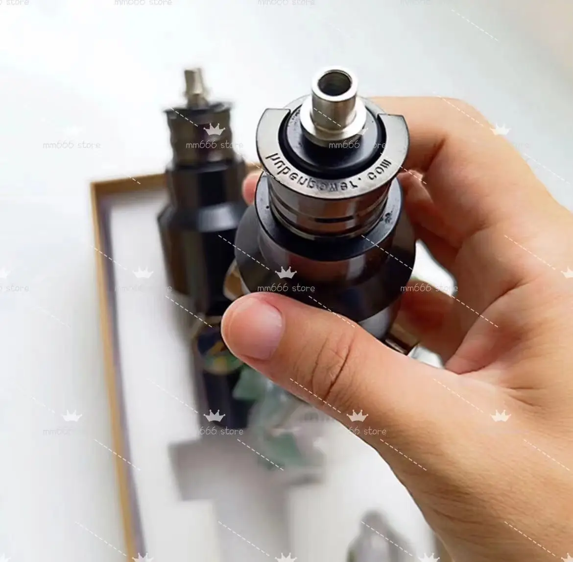 Черный клапан PCP для атмосферных комнат ВВС, соединительная резьба M18 * 1,5 мм, стабильное давление воздуха, быстрая скорость