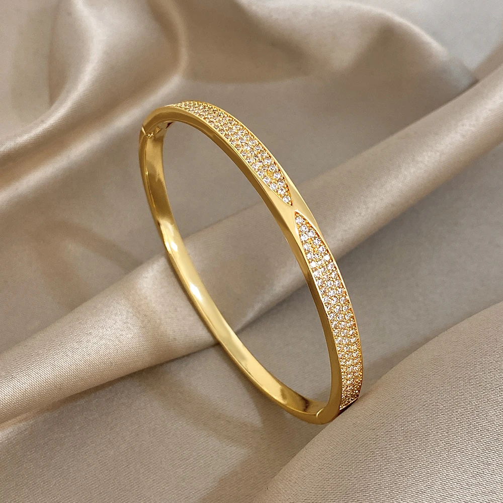 

Luxury Shiny Full Rhinestone Smooth Bangle Bracelets Women Minimalist Gold Color Geometric Round Cuff Spring Bangles Jewelry New