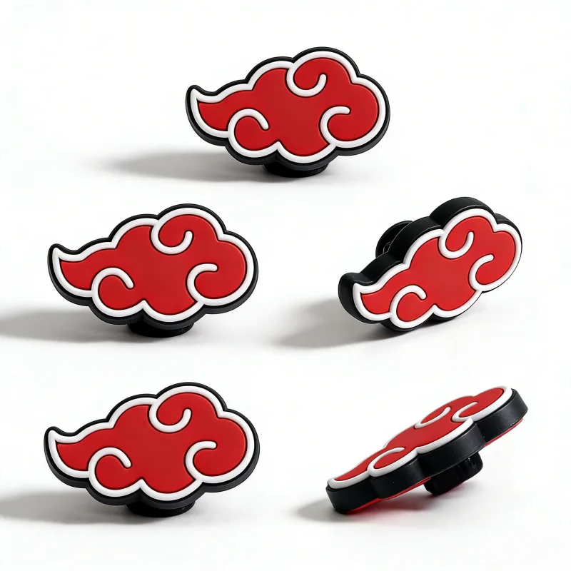 Coole Anime Rote Wolken Schuh-Charms Ninja PVC Clog-Sandalen-Dekorationen Modische DIY Schuh-Accessoires für Partygeschenke und Gastgeschenke