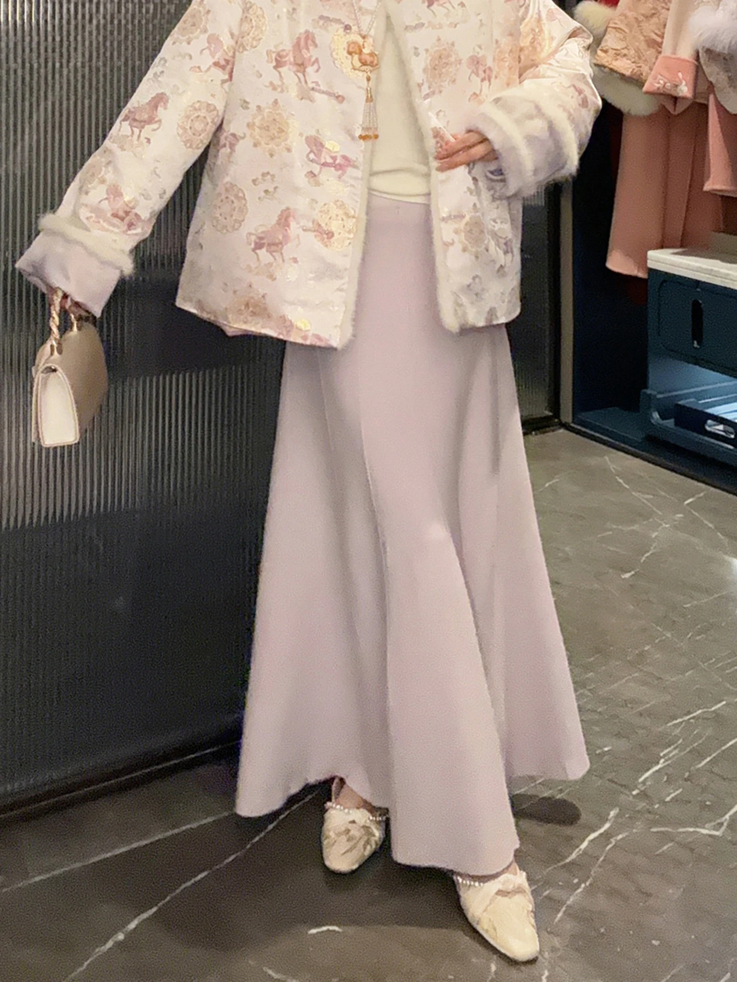 

Женская трикотажная юбка миди с высокой талией, весна 2026, новая коллекция, стройнящая, драпированная, А-силуэт, длинная, повседневная, из нейлона и полиэстера