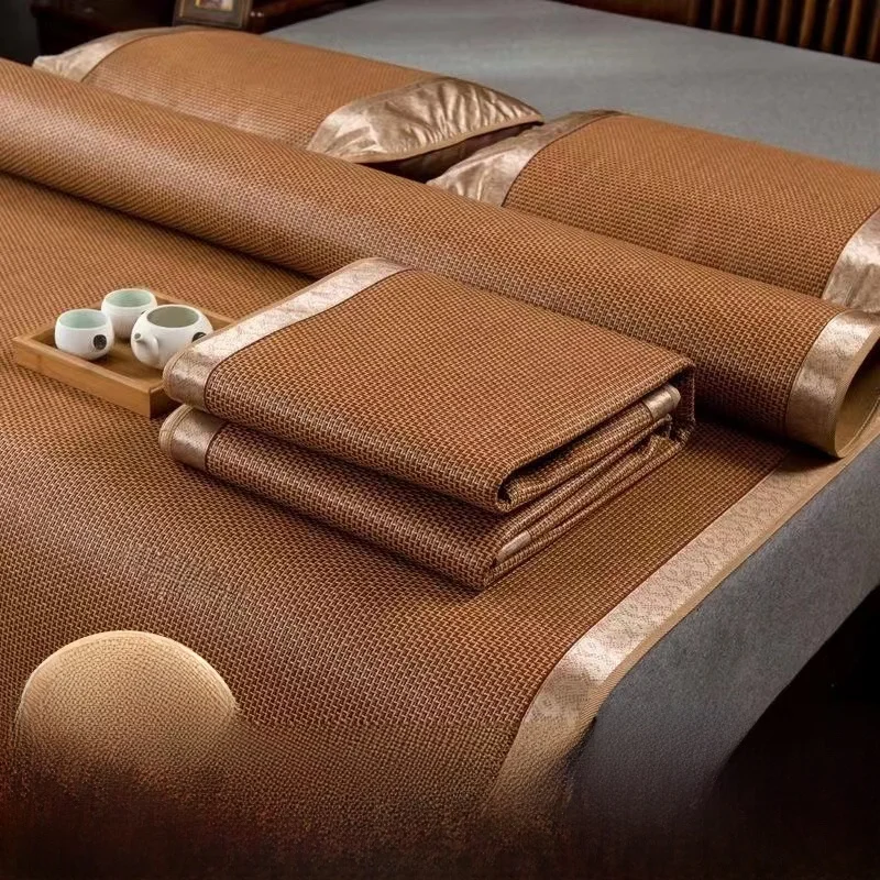 set-di-tre-pezzi-in-seta-ghiaccio-tappetino-rinfrescante-pieghevole-per-dormitorio-studentesco-fatto-a-mano-e-tessuto-a-macchina