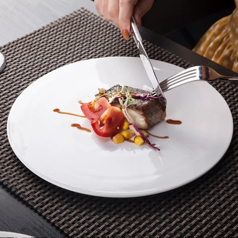 

White Ceramic Steak Plate Sushi Cake Dessert Flat Plate Characteristic Hotel Restaurant Dinner Plate Round Western Food Plate