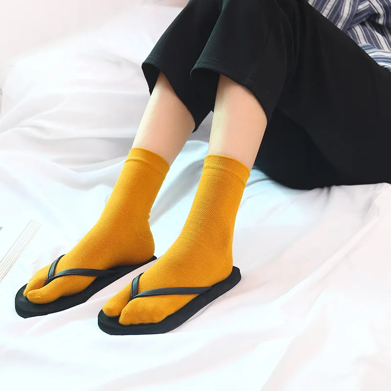 Japanese Style Women Two Finger Cotton Socks Kimono Flip Flop Sandal Split Ninjia Tabi Toe Socks