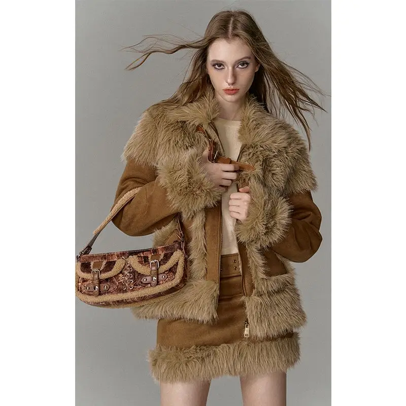 Imitation fur suit spliced short skirt two-piece suit for women winter new high-end suit European and American fashion trends