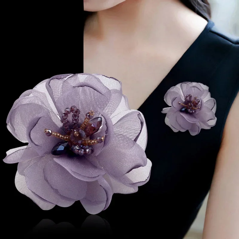 

Korean Cloth Yarn Flower Brooch Pin Rhinestone Corsage Clothes Dress Coat Brooches Shawl Cardigan Buckle Pins for Women Jewelry