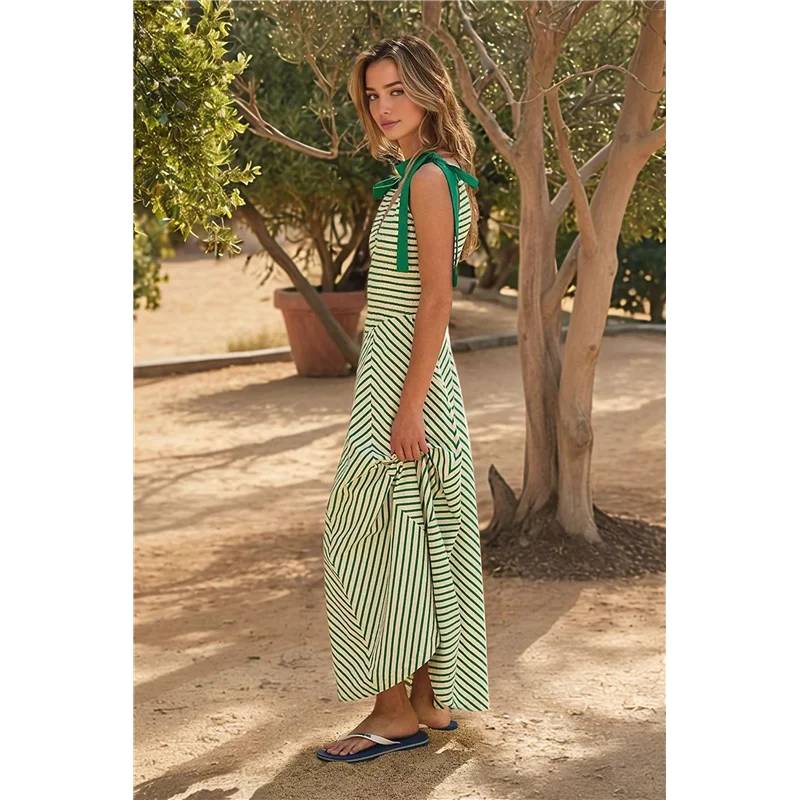 Women Casual Summer Smocked V Neck Beach Striped Sleeveless Sundress Flowy Long Dress With Pockets