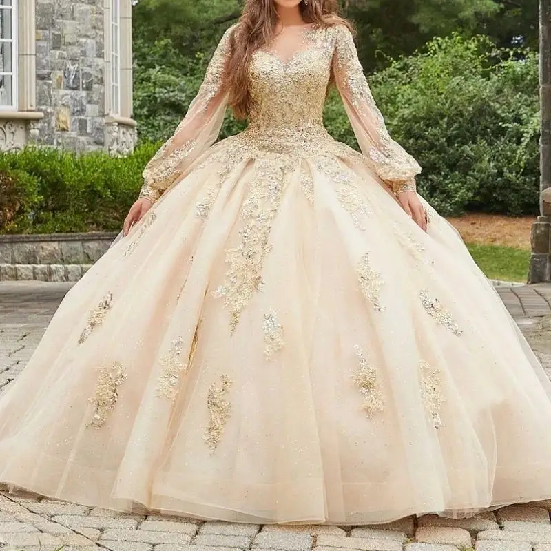 

Luxury Champagne Quinceanera Dresses Ball Gown Appliques Lace Beads Tull Long Sleeve Sweet 16 Dress Prom Party Wear