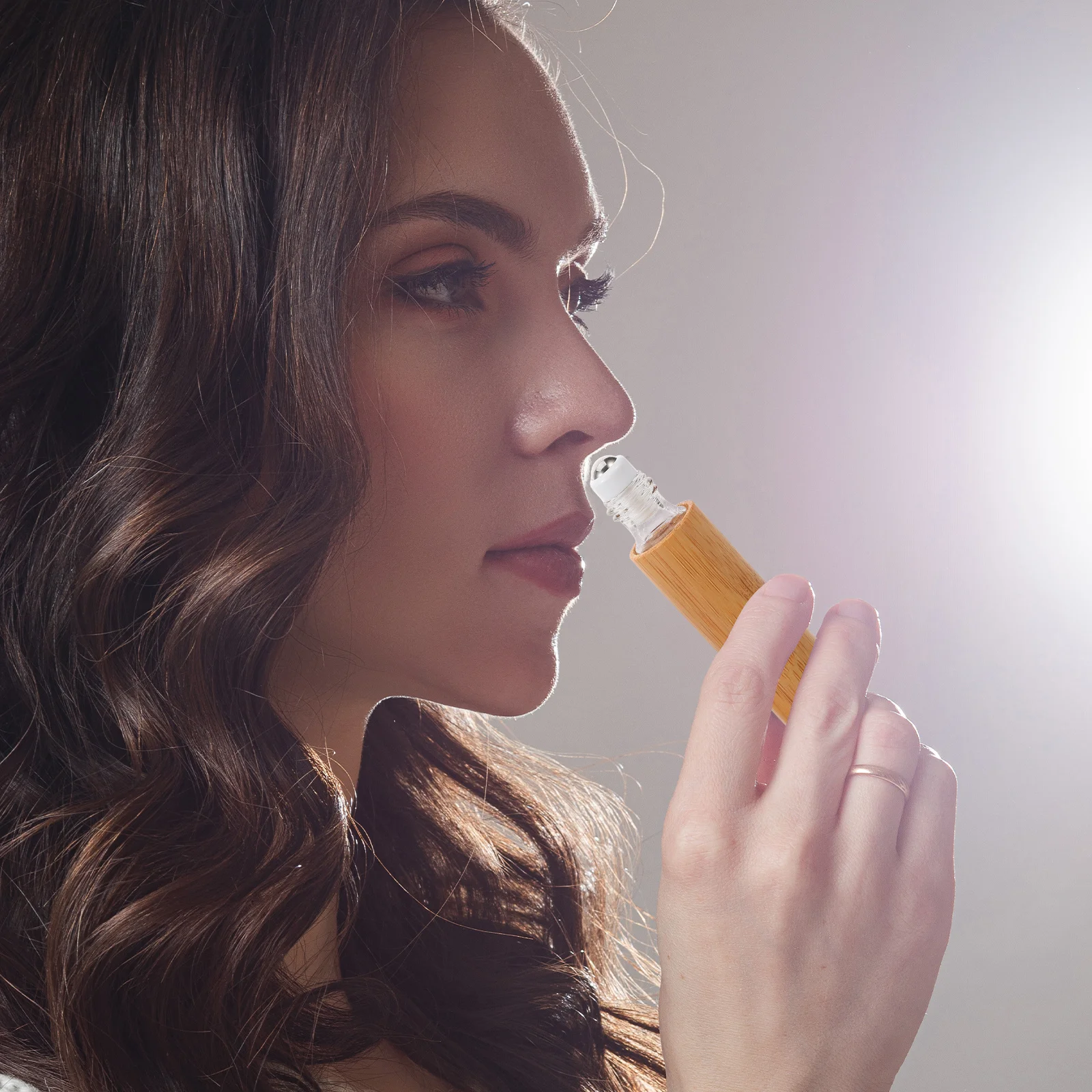 Glass Essential Oil Roller Bottle 10Ml Bamboo Refillable Roll on Bottle Travel Portable Perfume Small Oil Bottles