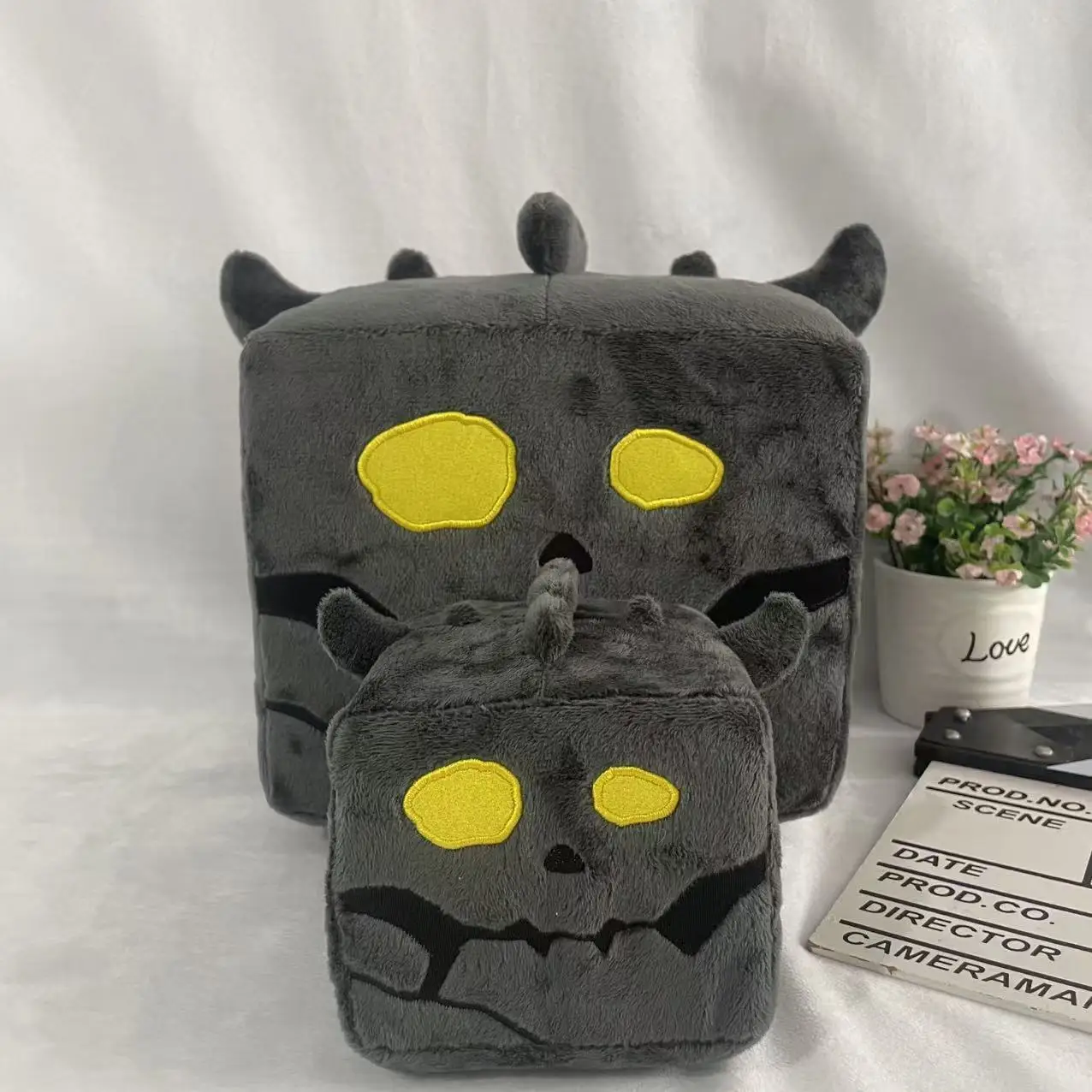 Legend of Zelda Bokoblin Chef Soft Plush Square Cube Doll Glowing Eyes Hug pillowhood Pillow Cushion Toy Halloween ChristmasGift