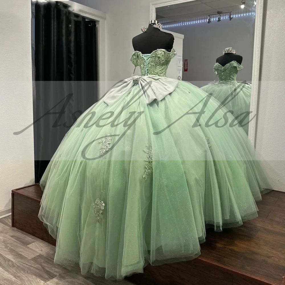 Personalizado Luz Verde Quinceanera Vestidos Para 15 16 Meninas Cap Sleeve Lace Applique Bow Puffy Prom Party Vestidos De 15 Años