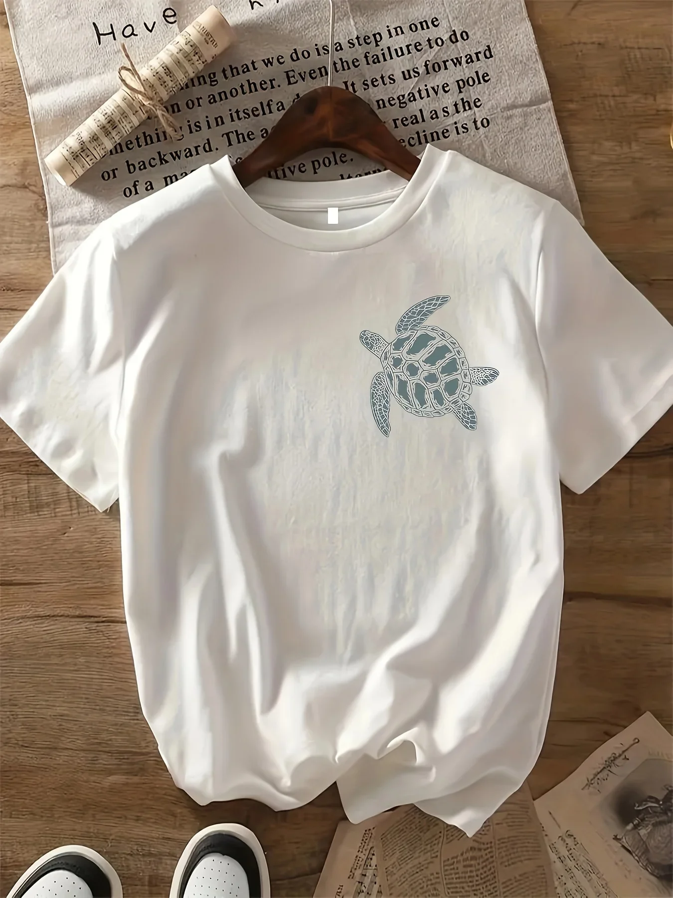 T-shirt con stampa grafica tartaruga vibrante T-shirt casual da donna girocollo con motivo geometrico a maniche corte per l'estate