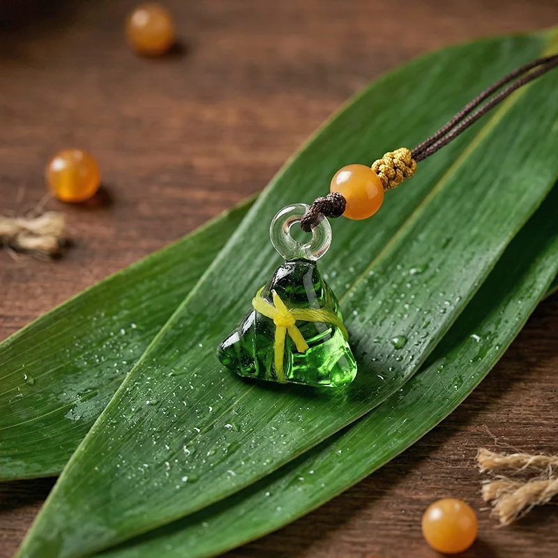 Nordic Ins Glass Shape Small Pendant Living Room Key Schoolbag Crystal Pendant Crafts Gift for Children Accessoires Miniatures