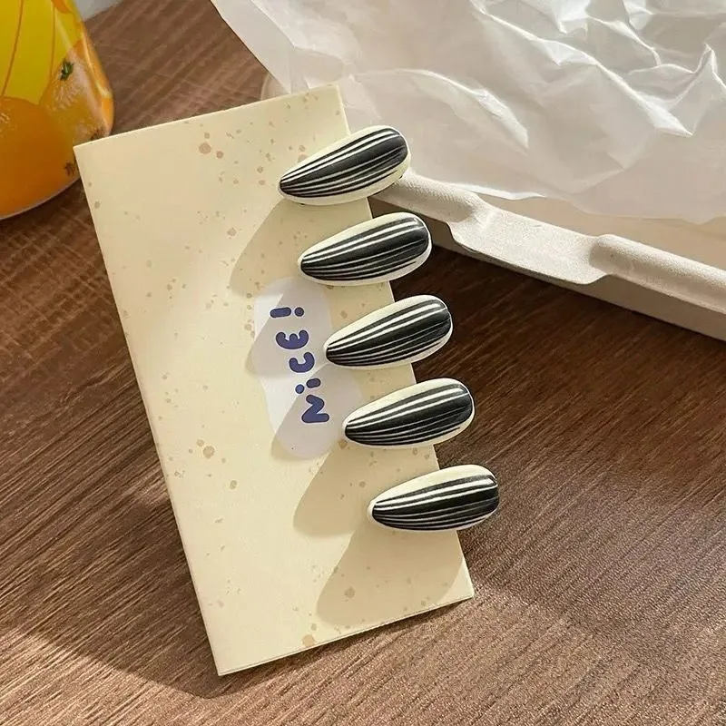 5/100pcs Sunflower Seed Hair Clips Funny Realistic Small Bangs Clip Novelty Hairpin for Women Girls Daily Party Photo Props Gift - view 6
