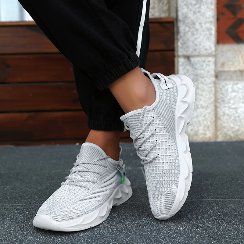 Fujeak Men Sport Shoes Comfortable Sneakers Breathable Running Shoe Anti-slip Gym Athletic Jogging Tennis Large Size 39-48