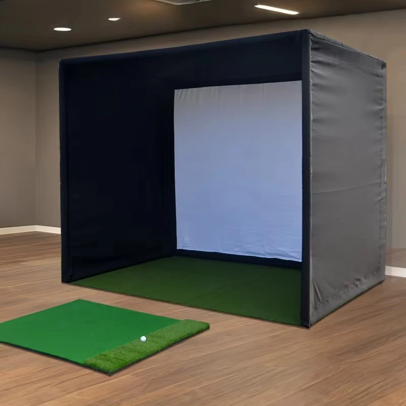 Tenda per simulatore di golf domestico con schermo di impatto HD Telaio in acciaio duro Custodia per simulatore di golf con logo di dimensioni personalizzate