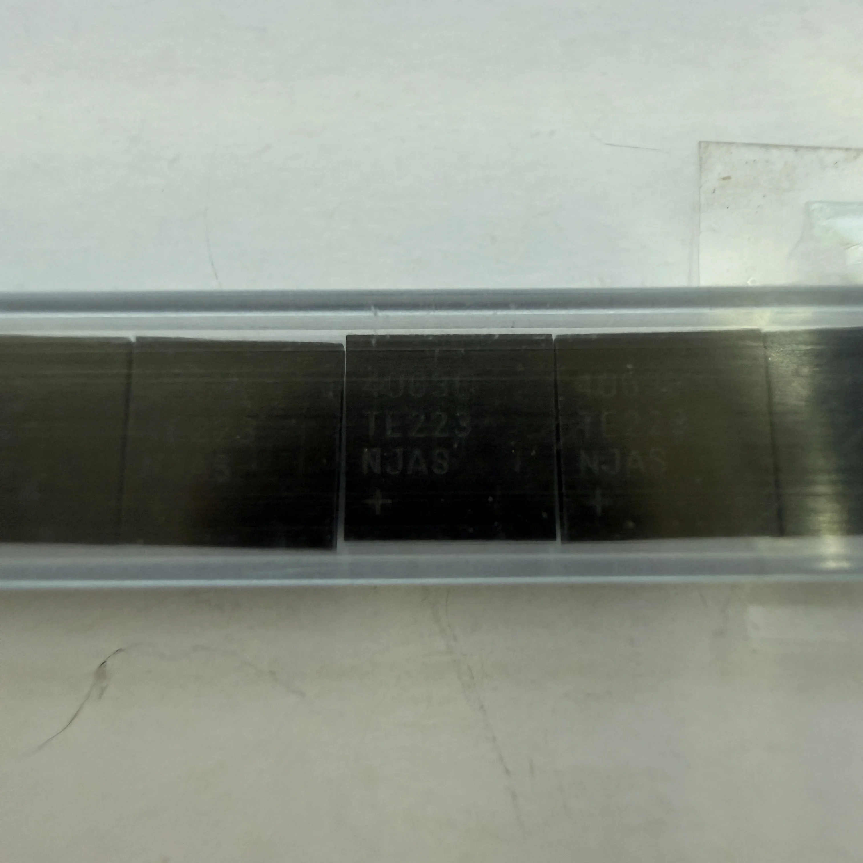 10PCS/LOT MAX4063ETE+ (Audio Amplifiers)