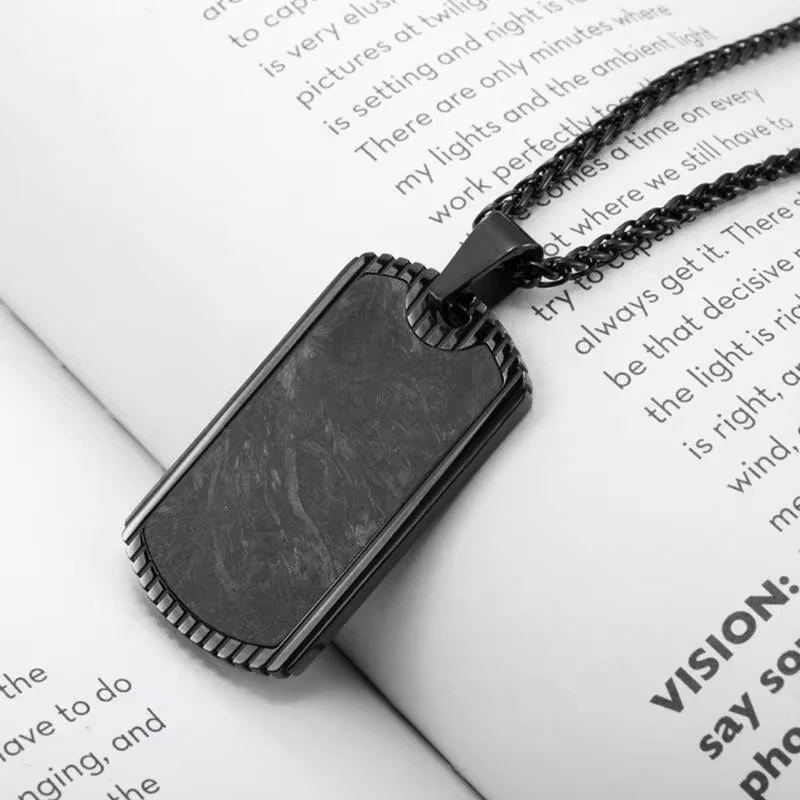 High Quality Fashion Men Military Army Carbon Fiber Charm Dog Tags SINGLE EMBOSSED Chain Pendant Necklace Jewelry Gift