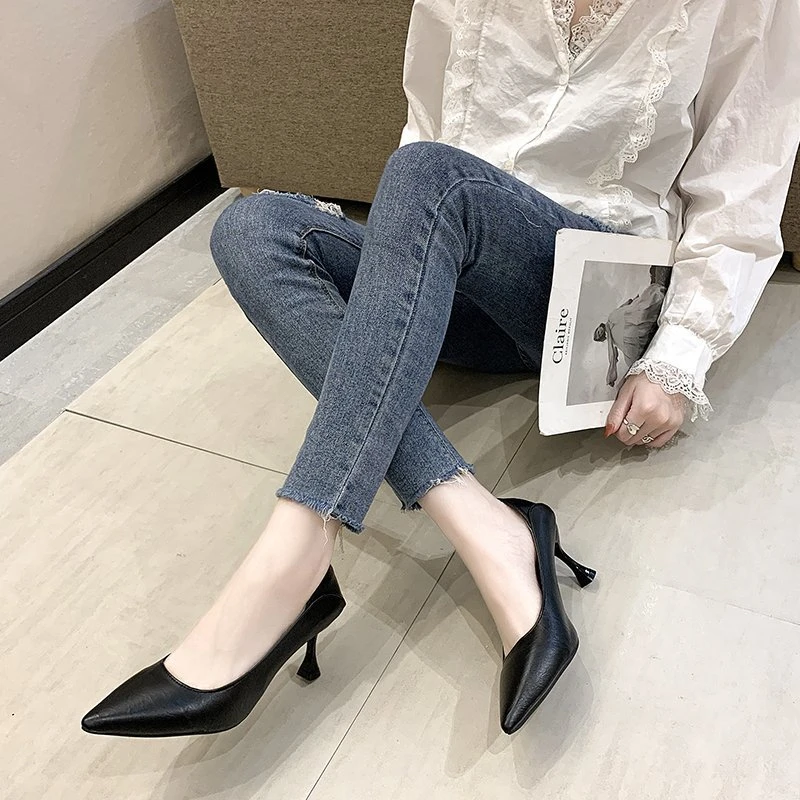 

2025 г., женская обувь из лакированной кожи на среднем каблуке, новые весенние модные туфли на высоком каблуке с острым носком, женские туфли-лодочки, профессиональные офисные туфли