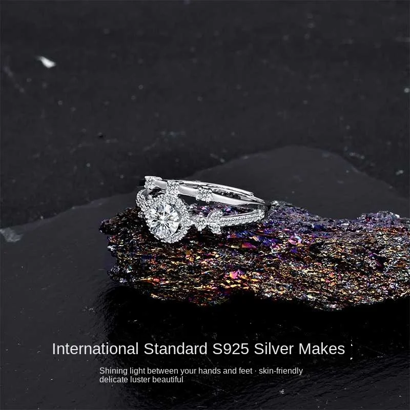 

Women's Pure Silver S925 Proposal Ring Set with 0.5ct Moissanite Diamond Interwoven Design for Christmas Valentine's Day Gift