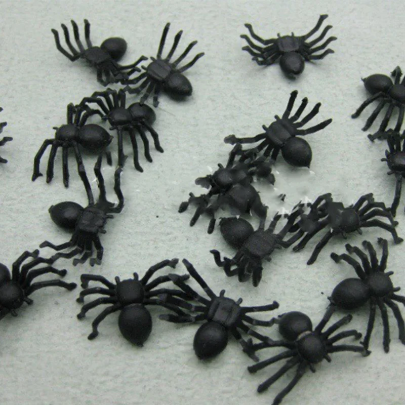 200 simulated little spiders Halloween black luminescent plastic mini spider decorative toys holiday atmosphere helper