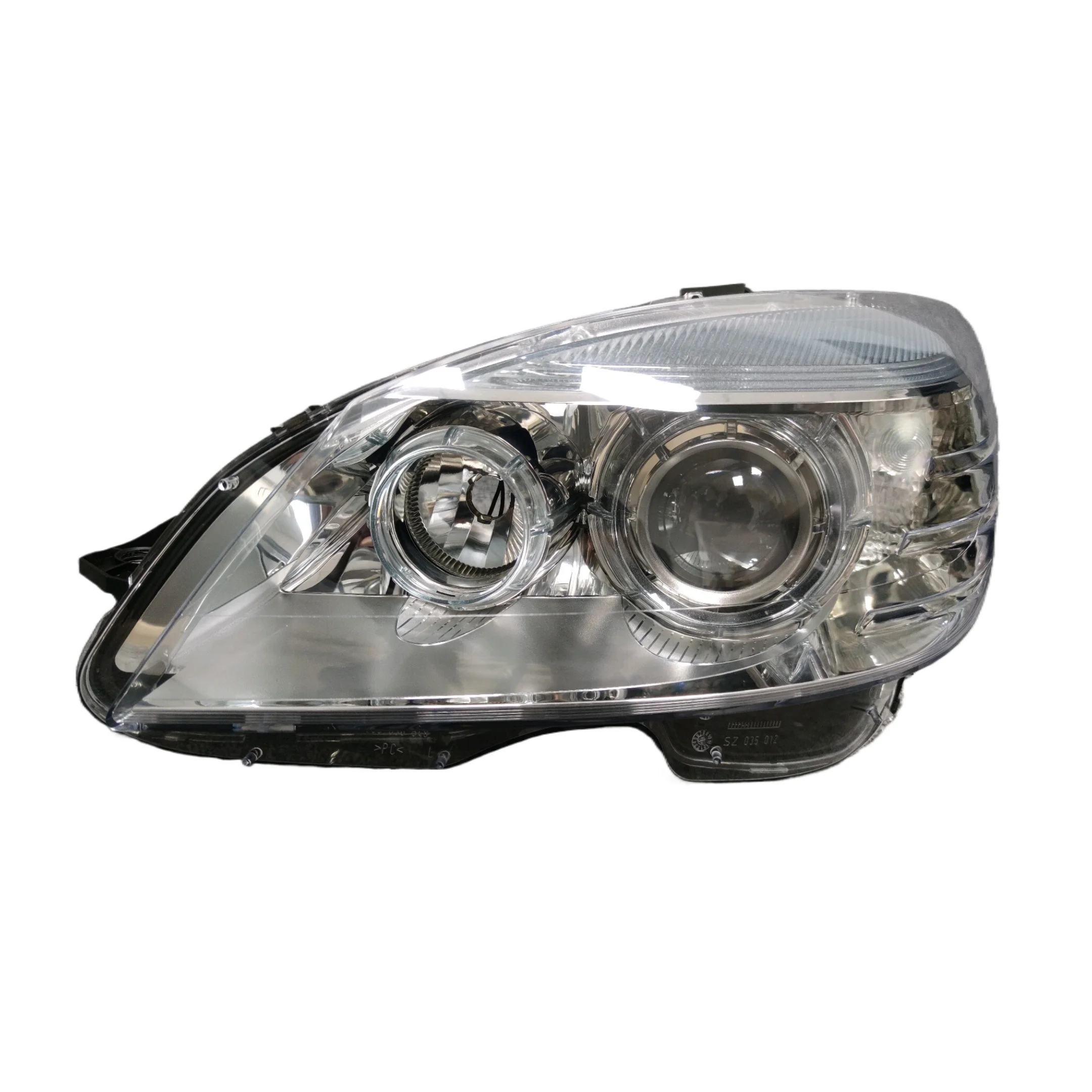 High Quality Front Headlights Suitable For Mercedes Benz C-Class W204 Hernia Car