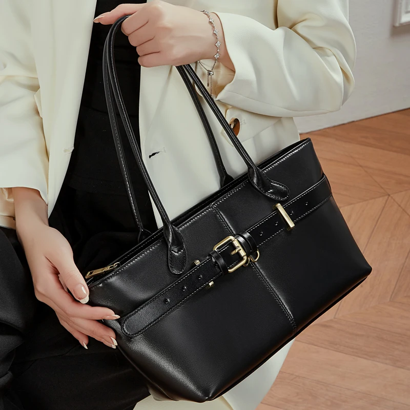 

Toptrends Cowhide Genuine Leather Underarm Shoulder Bags For Women 2025 Luxury Designer Satchel Tote Commuter Ladies Handbags