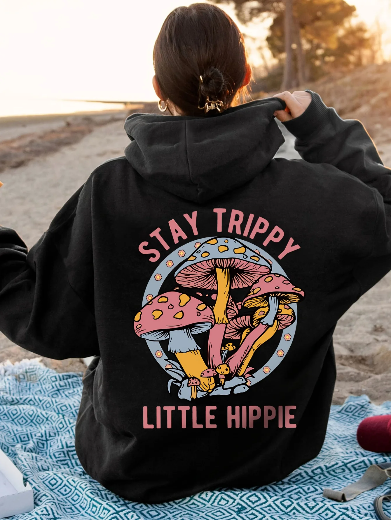 

Vintage Mushroom Graphic Printing Autumn and Winter Cotton Hoodies for Men and Women Leisure Outdoor Street Sports Training