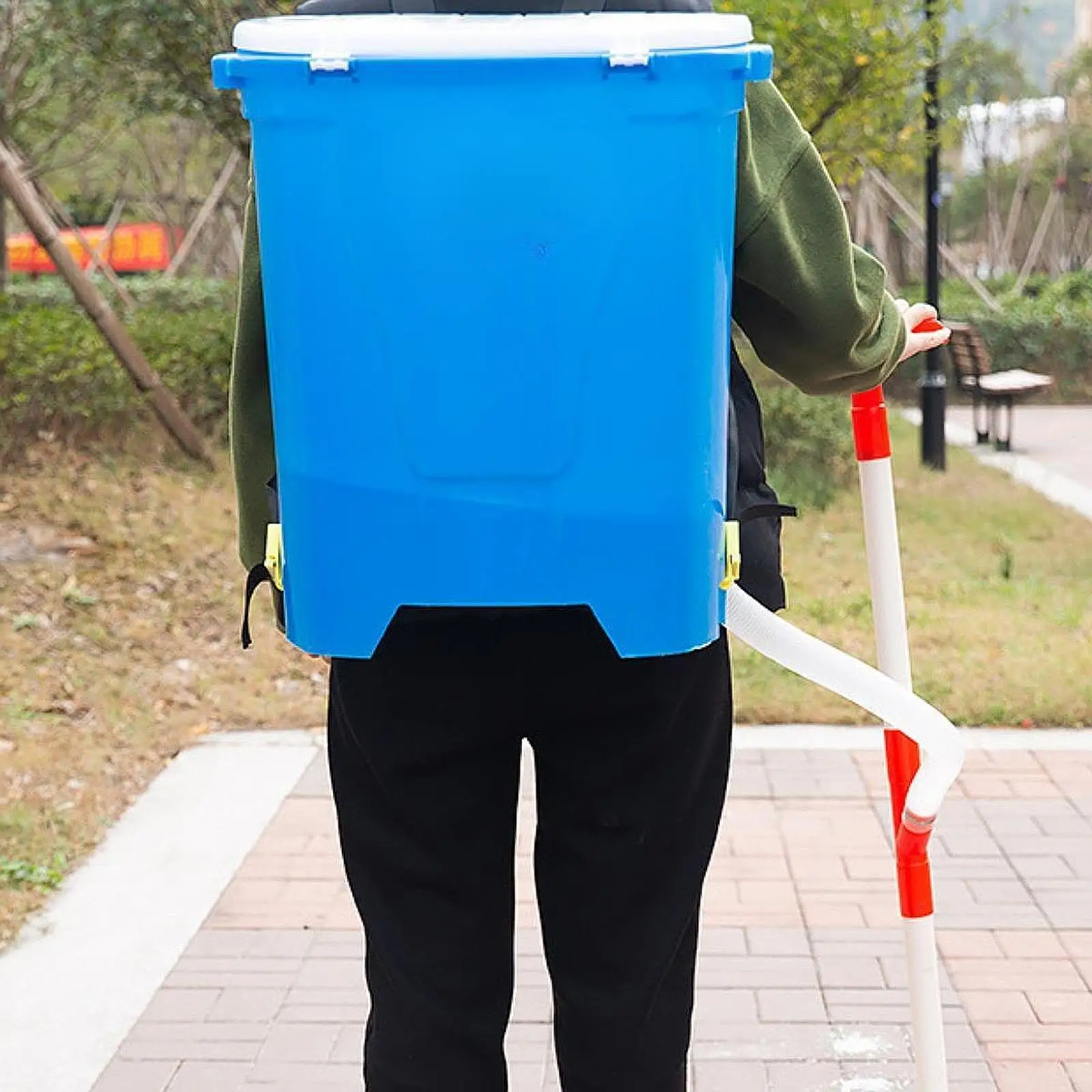 Ergonomic Handle Fertilizer Spreader Manual Back Carrying Applicator for Corn Maize Planter and Vegetable Plants