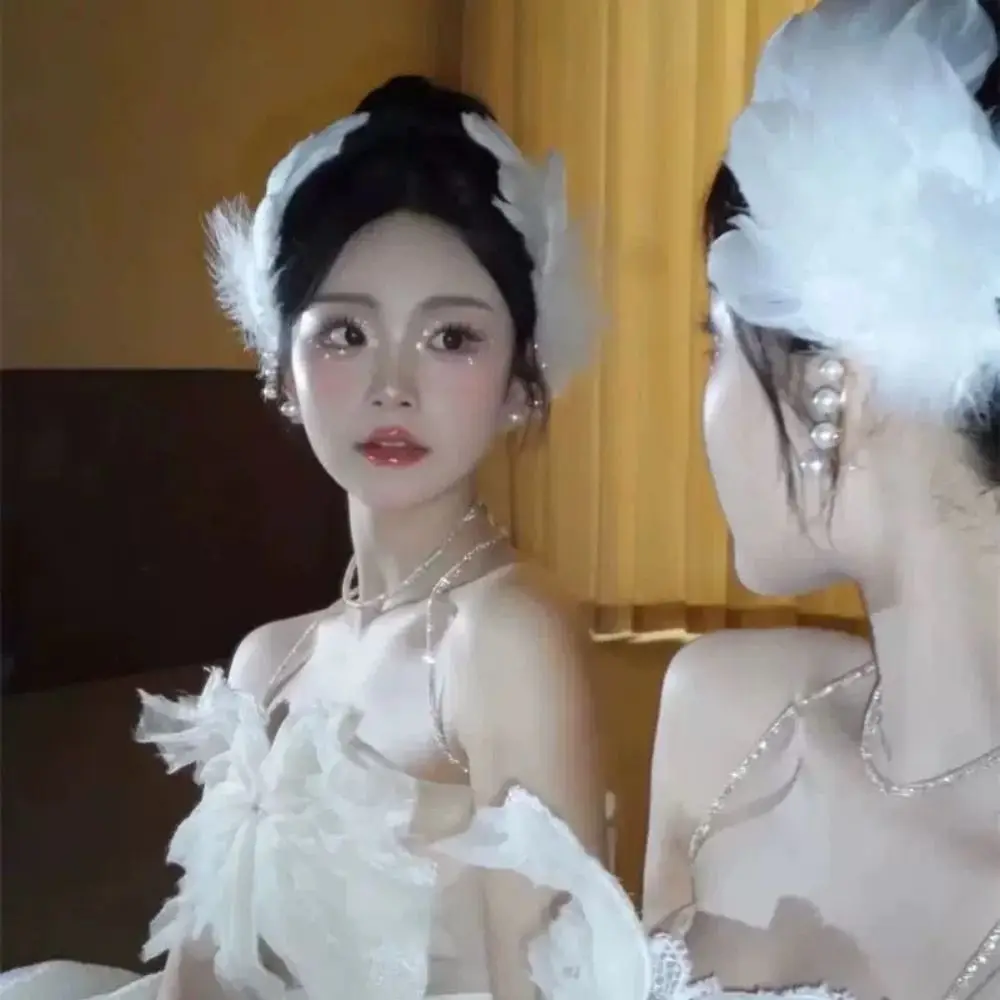 

Fashion Fairy White Feather Hairpin Elegant Sweet Hair Clip Bangs Side Clip For Women Girls Hair Accessories