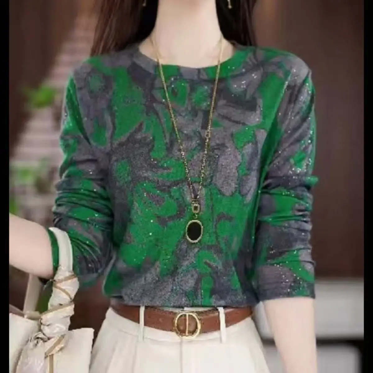 New Round Neck Long-sleeved T-shirt for Women in Early Autumn Fashion Versatile Temperament Loose Slim and Age-reducing Shirt