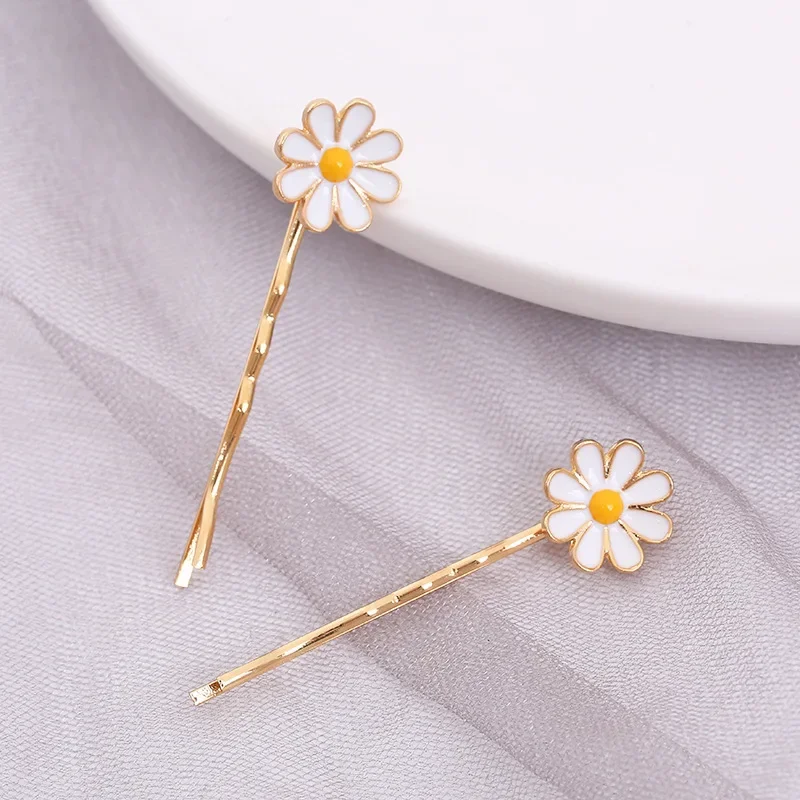 2pcs Korean Daisy Hairpin Sweet Girls Seaside Clips Hairpin Back Head Flower Clip Hair Decorations Fashion Headwear Headdress